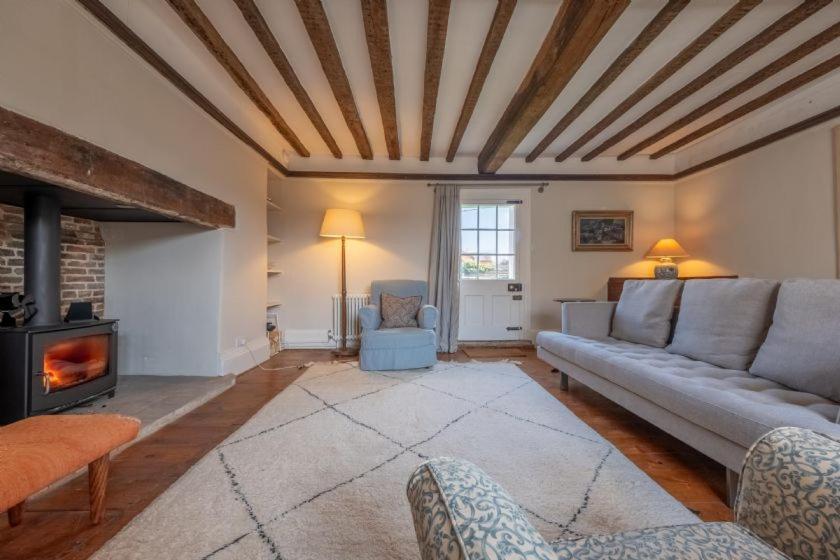 River House Kersey Buitenkant foto
